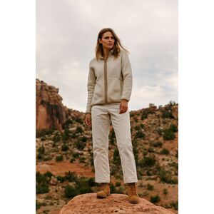 Patagonia Beige Cropped Outdoor Casual Active Hiking Pants  Women's Size 4